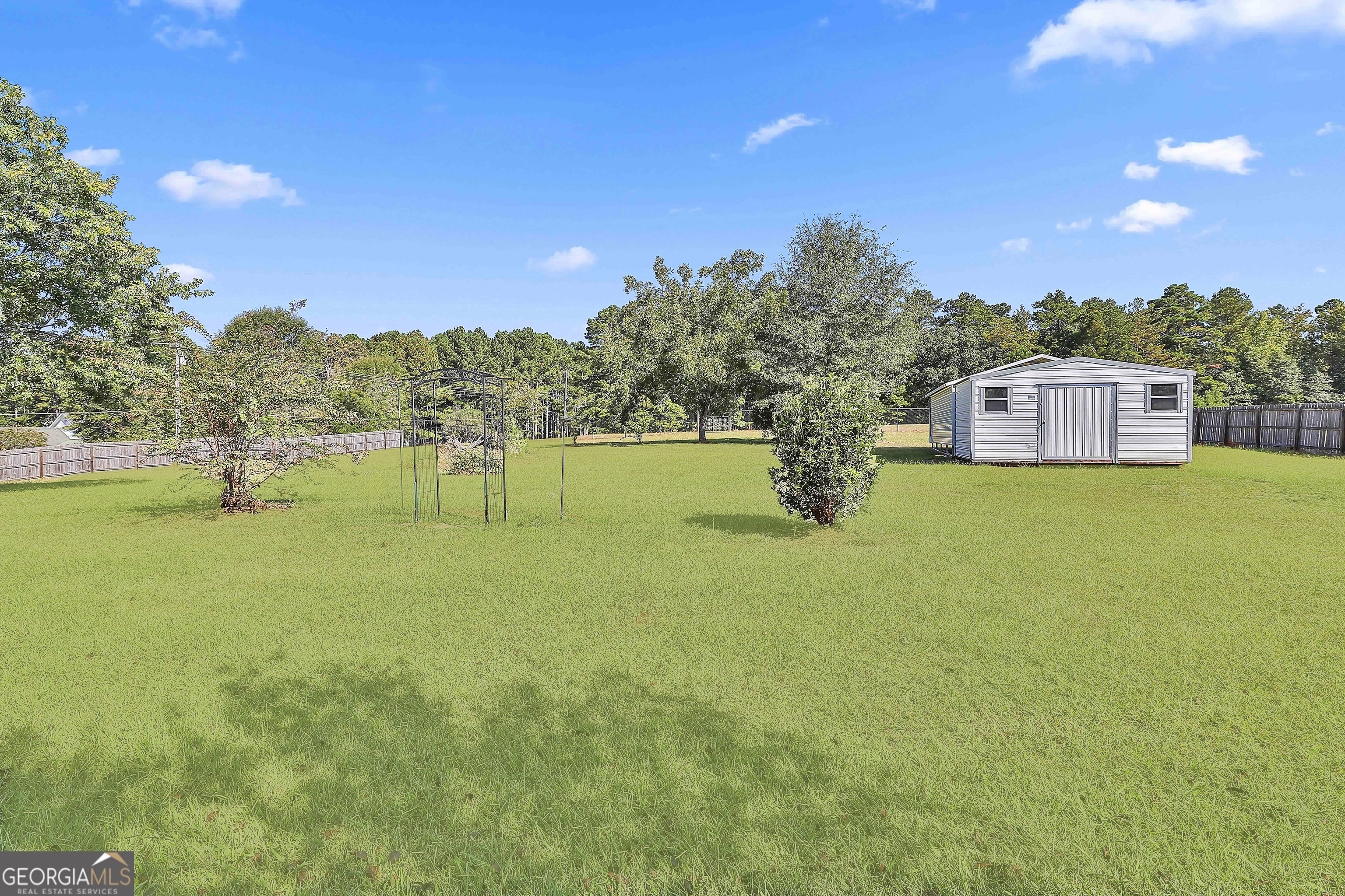 Fayetteville, Georgia 30215, United States, 3 Bedrooms Bedrooms, ,2 BathroomsBathrooms,Residential,Active,210987