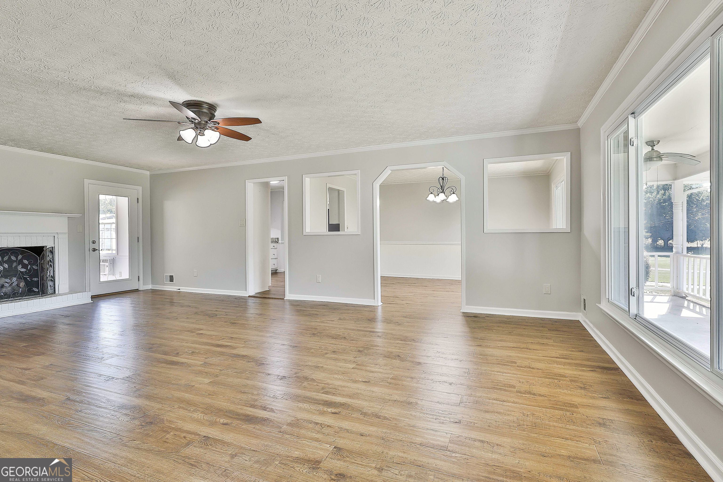 Fayetteville, Georgia 30215, United States, 3 Bedrooms Bedrooms, ,2 BathroomsBathrooms,Residential,Active,210987