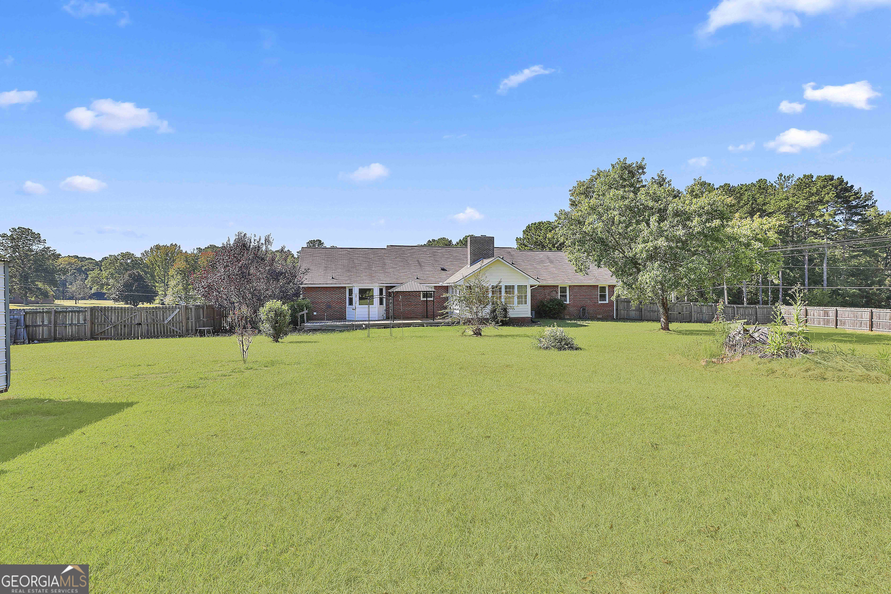 Fayetteville, Georgia 30215, United States, 3 Bedrooms Bedrooms, ,2 BathroomsBathrooms,Residential,Active,210987