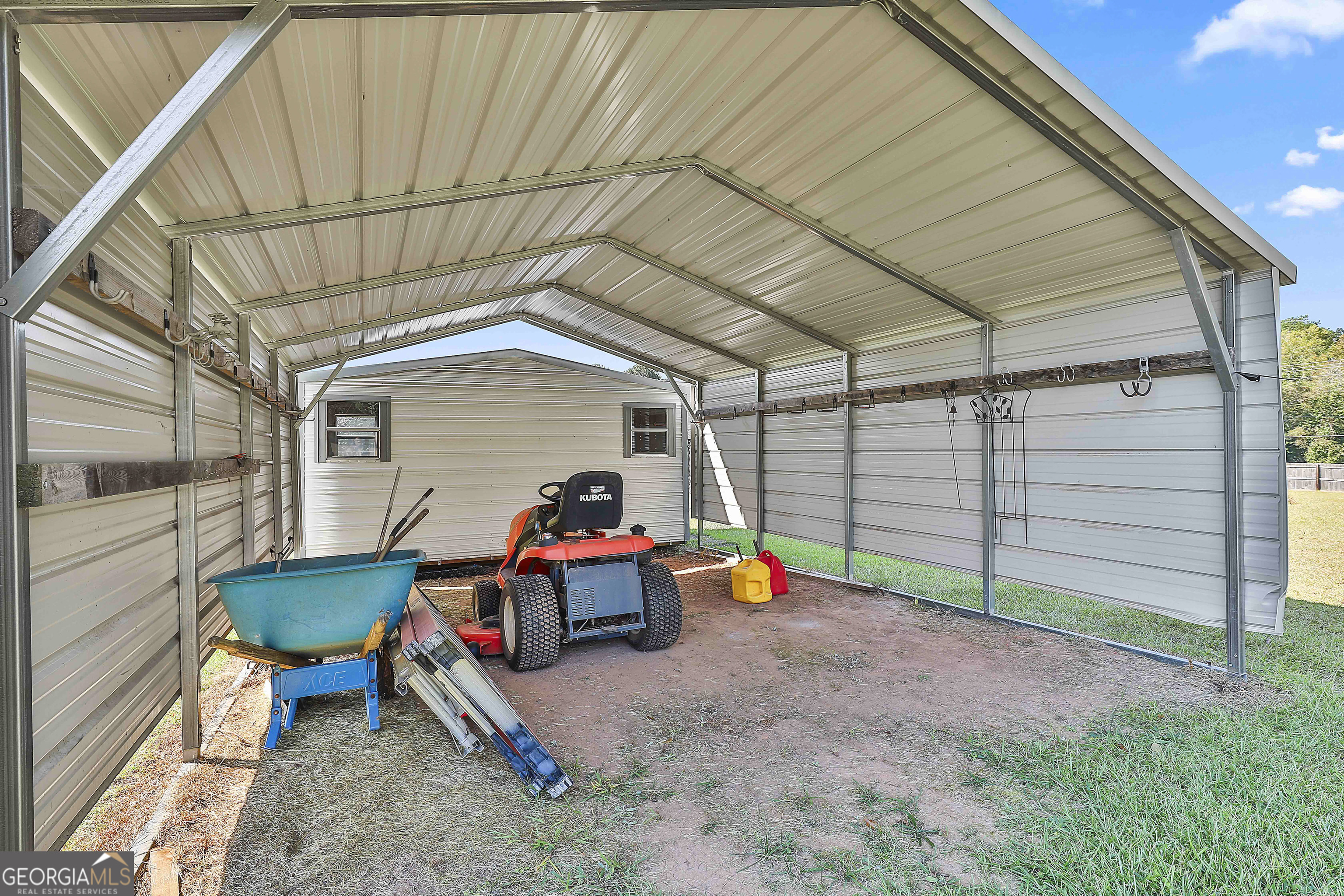 Fayetteville, Georgia 30215, United States, 3 Bedrooms Bedrooms, ,2 BathroomsBathrooms,Residential,Active,210987