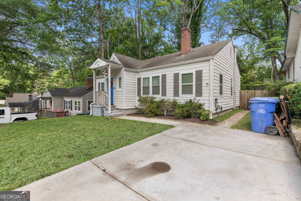 1759 N Olympian WAY SW