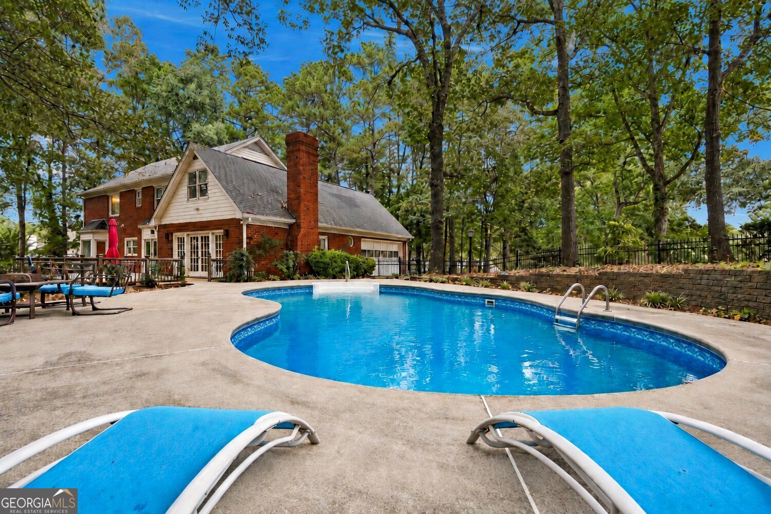 1211 Bridgewater WALK