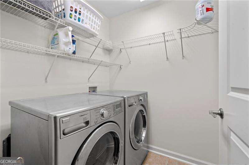 Atlanta, Georgia 30339, United States, 2 Bedrooms Bedrooms, ,2 BathroomsBathrooms,Residential,Active,1614