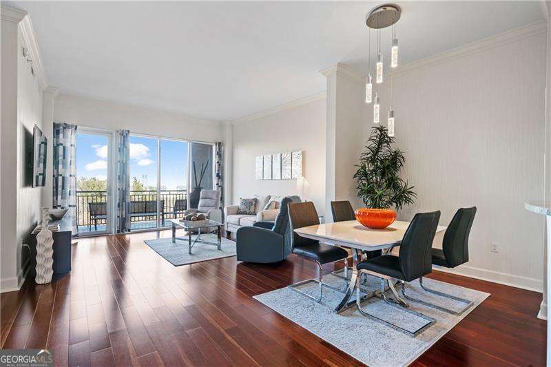 Atlanta, Georgia 30339, United States, 2 Bedrooms Bedrooms, ,2 BathroomsBathrooms,Residential,Active,1614