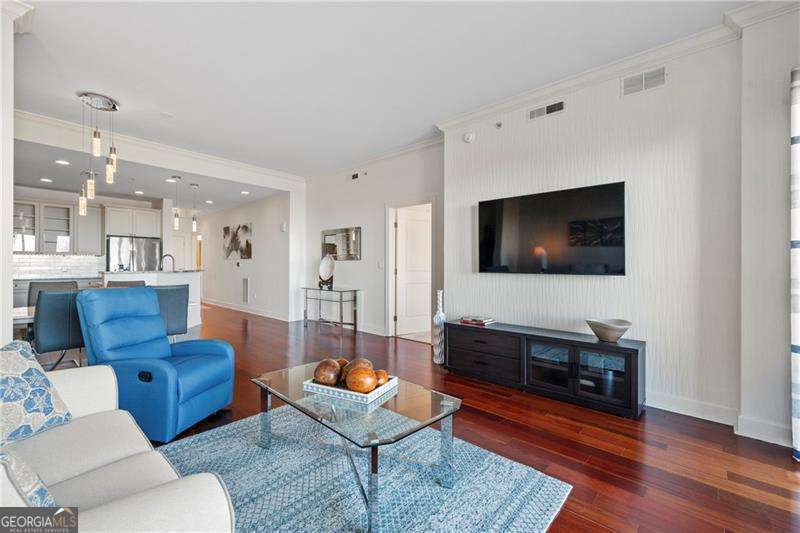 Atlanta, Georgia 30339, United States, 2 Bedrooms Bedrooms, ,2 BathroomsBathrooms,Residential,Active,1614