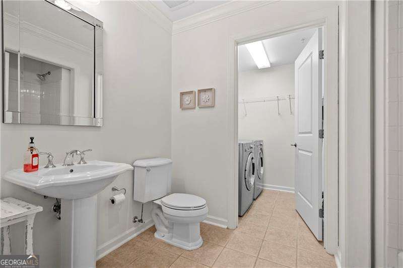 Atlanta, Georgia 30339, United States, 2 Bedrooms Bedrooms, ,2 BathroomsBathrooms,Residential,Active,1614