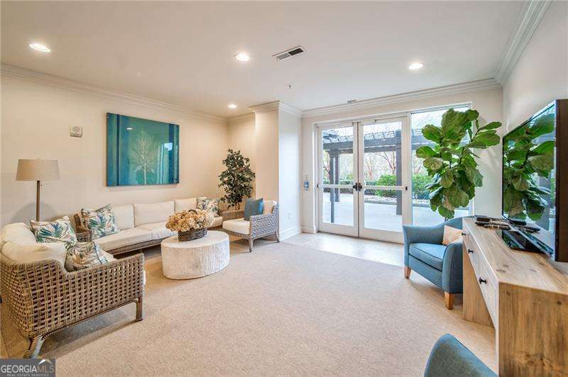 Atlanta, Georgia 30339, United States, 2 Bedrooms Bedrooms, ,2 BathroomsBathrooms,Residential,Active,1614