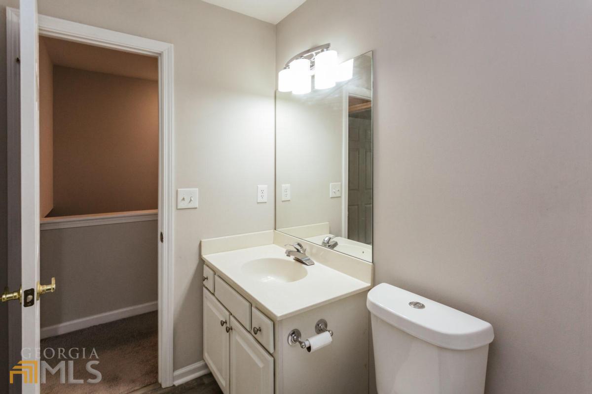 Highlands at Woodlake - Residential