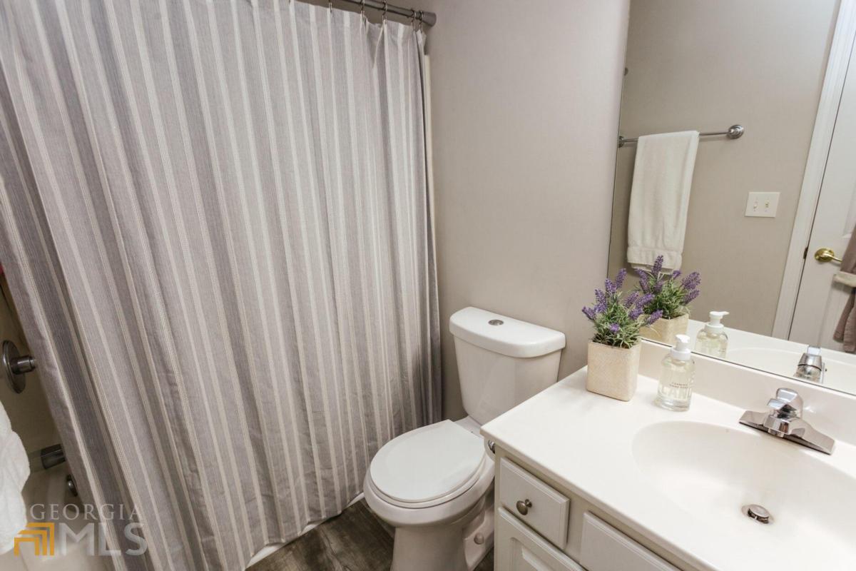 Highlands at Woodlake - Residential
