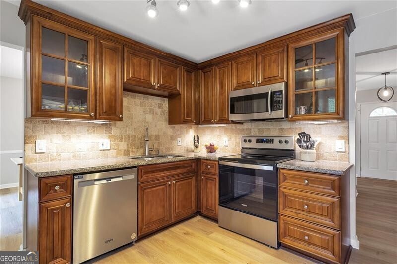 410 Sheringham CT