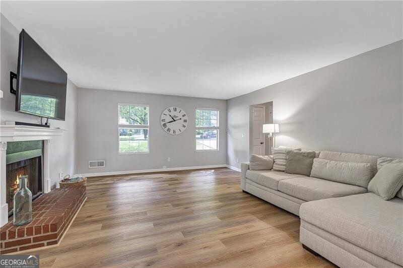 410 Sheringham CT
