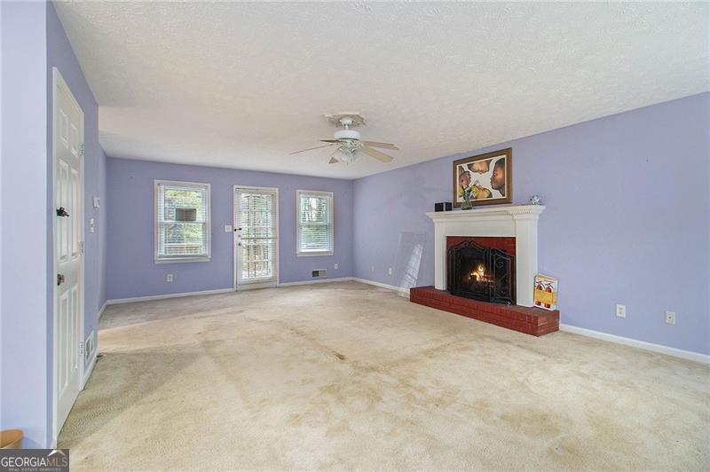 1956 Spencer Oaks LN