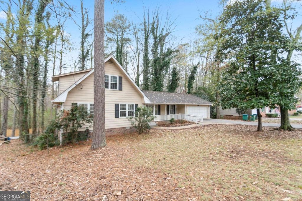 Photo of 6064 Wandering Way, Norcross, GA 30093 (MLS # 10649993)
