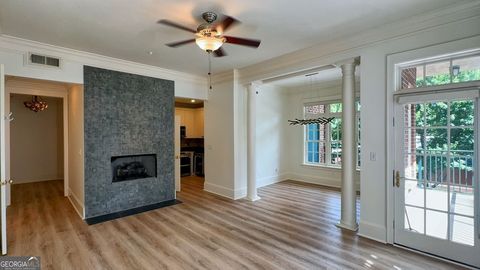 77 Peachtree PL 211 Atlanta GA 30309