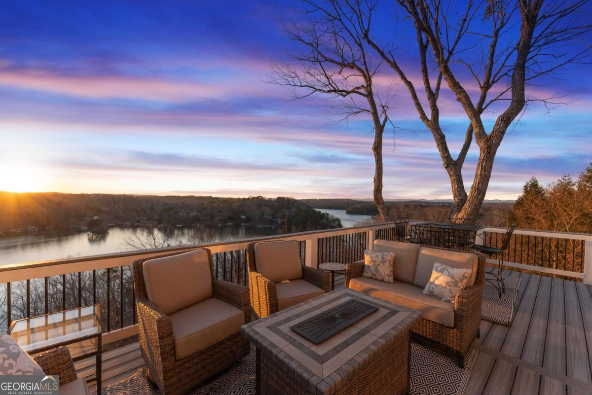 3626 Wye Cliff WAY