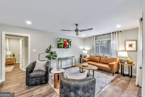 Photo of 811 Old Powder Springs Road SW, Mableton, GA 30126 (MLS # 10658827)