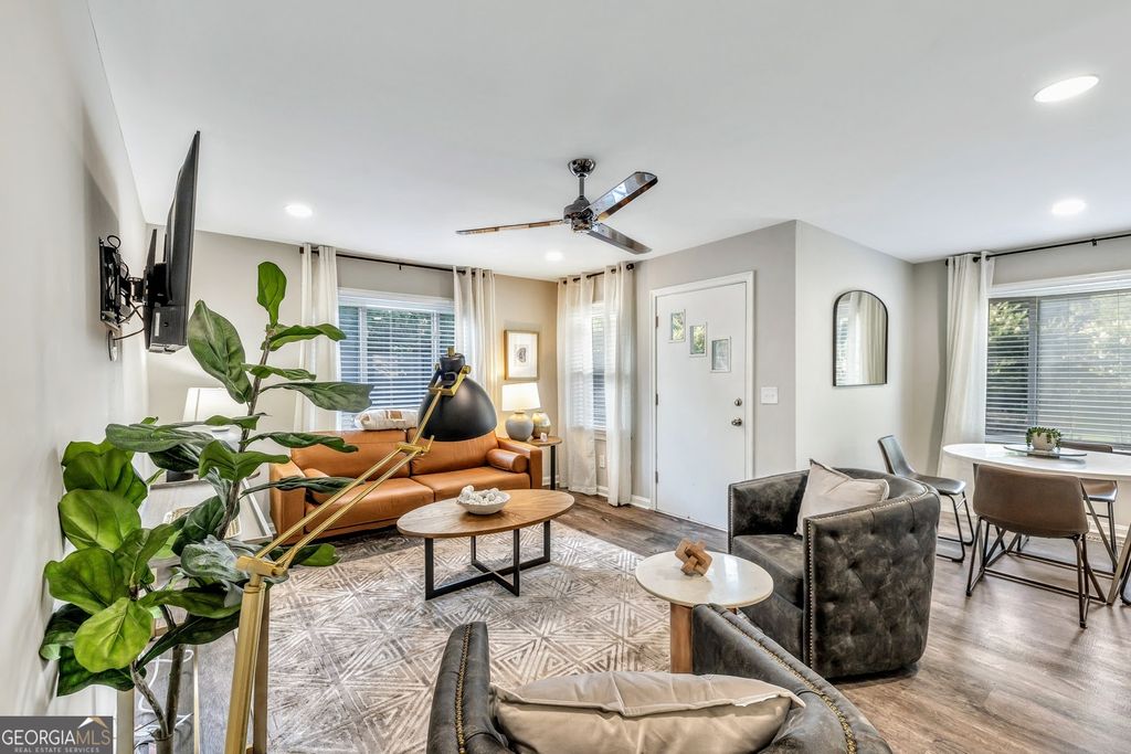 Photo of 811 Old Powder Springs Road SW, Mableton, GA 30126 (MLS # 10658827)