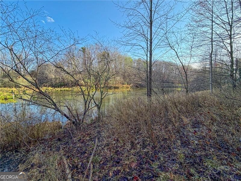 1565 Shoal Creek RD NW