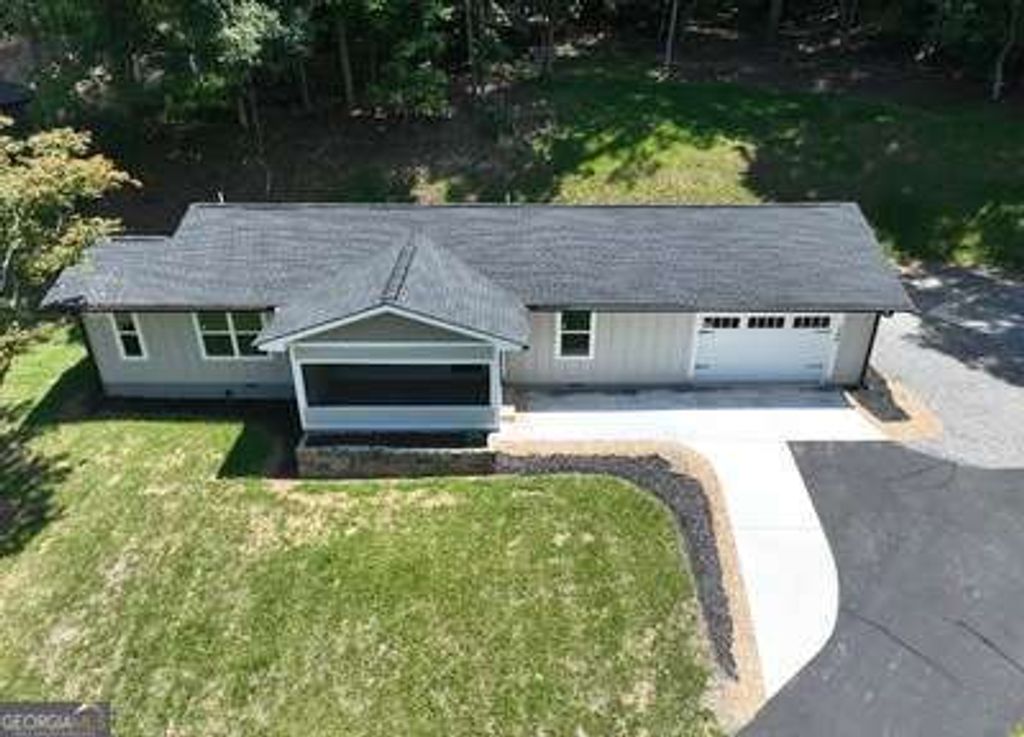 Photo of 750 Sunnyside Road, Hiawassee, GA 30546 (MLS # 10695381)