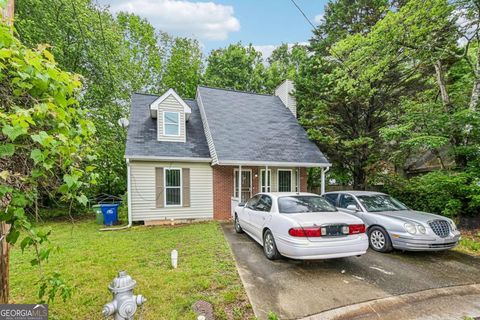 Photo of 638 Waynes Court SE, Atlanta, GA 30354 (MLS # 10760816)