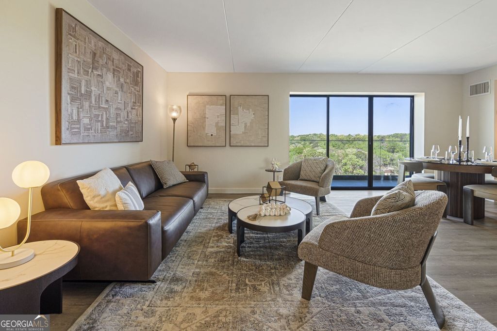 Photo of 2460 Peachtree Road NE #1013, Atlanta, GA 30305 (MLS # 10740493)