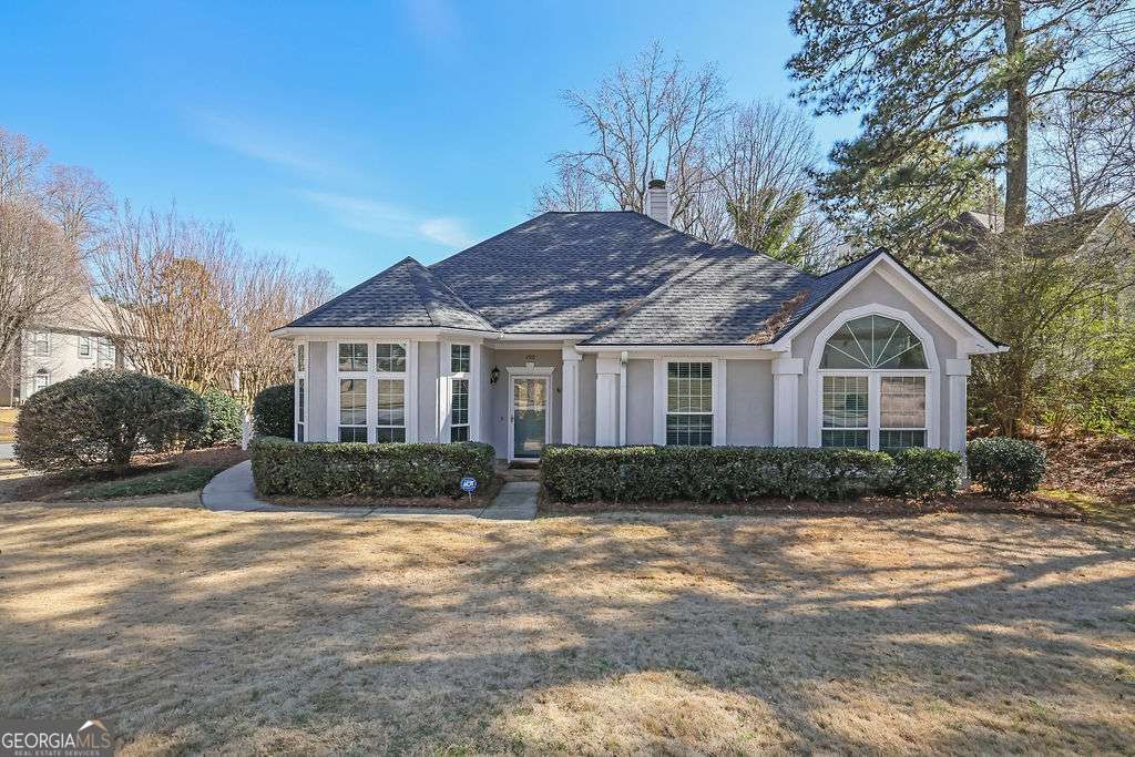 Photo of 200 Blue Spruce Circle, Alpharetta, GA 30005 (MLS # 10698740)