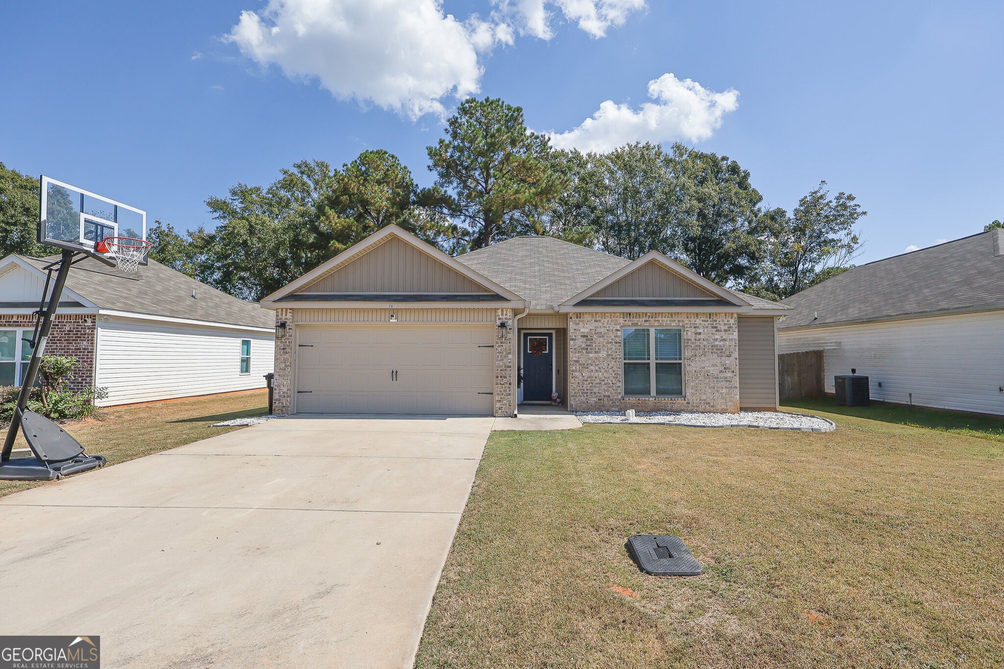 108 Hughes DR