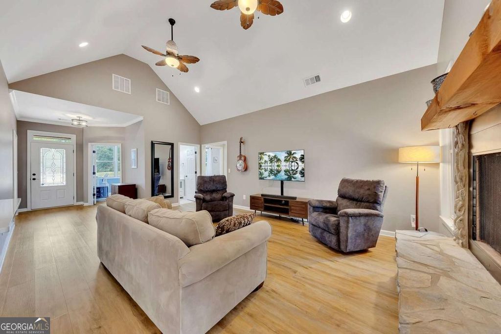 Photo of 801 Town Creek Church Road, Talking Rock, GA 30175 (MLS # 10629771)