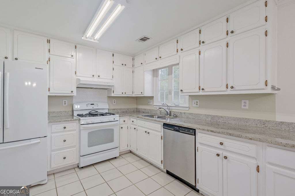 Pine Grove - Residential