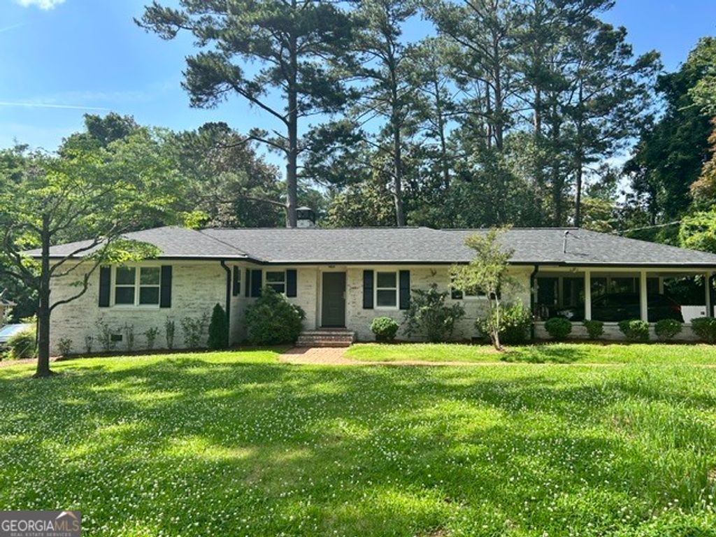 Photo of 497 PINE VALLEY Rd, GRIFFIN, GA 30224 (MLS # 10776319)