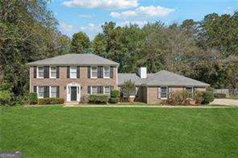 120 Birch CT Fayetteville GA 30214