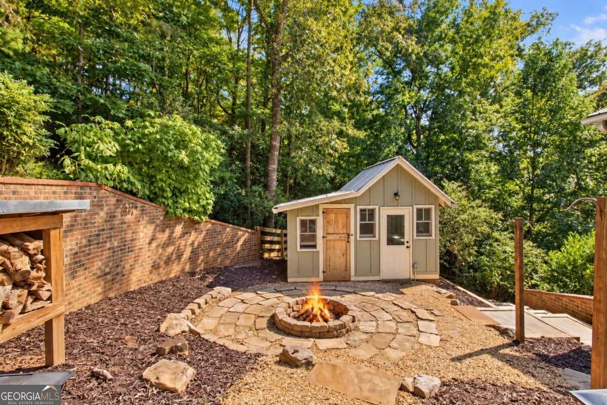 224 River Rock DR