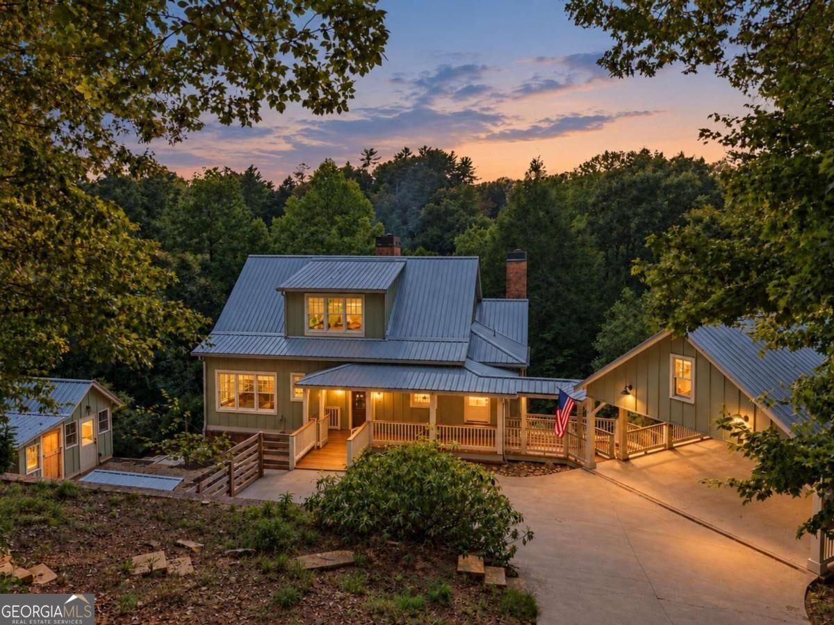 224 River Rock DR