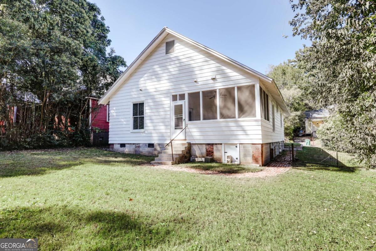 143 Barrow ST