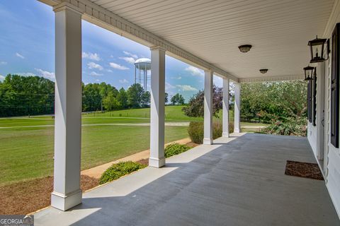 A home in Newnan