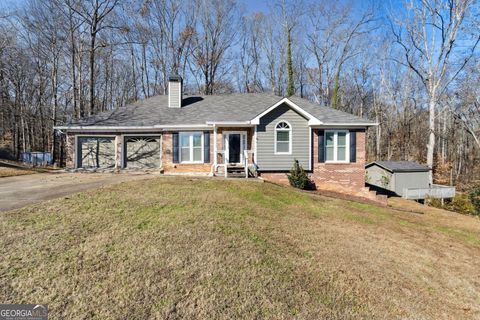 Photo of 4675 Creek Bluff Drive, Sugar Hill, GA 30518 (MLS # 10657252)