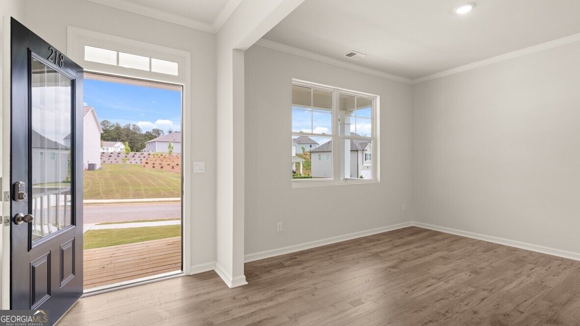 499 Thompson DR