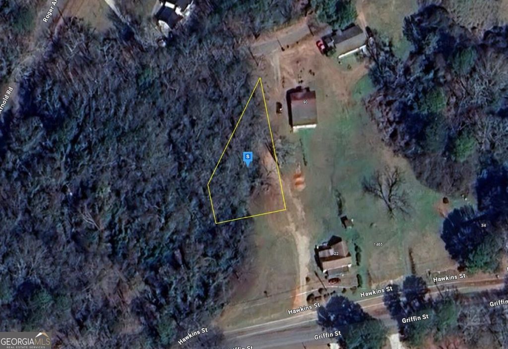 Photo of 100 Stokes St, Grantville, GA 30220 (MLS # 10683159)