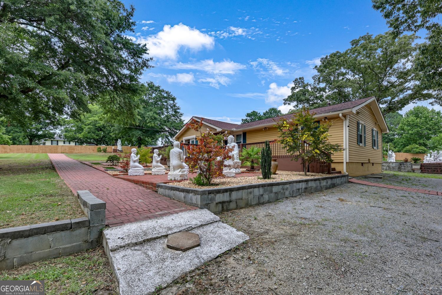 1242 Cooper RD