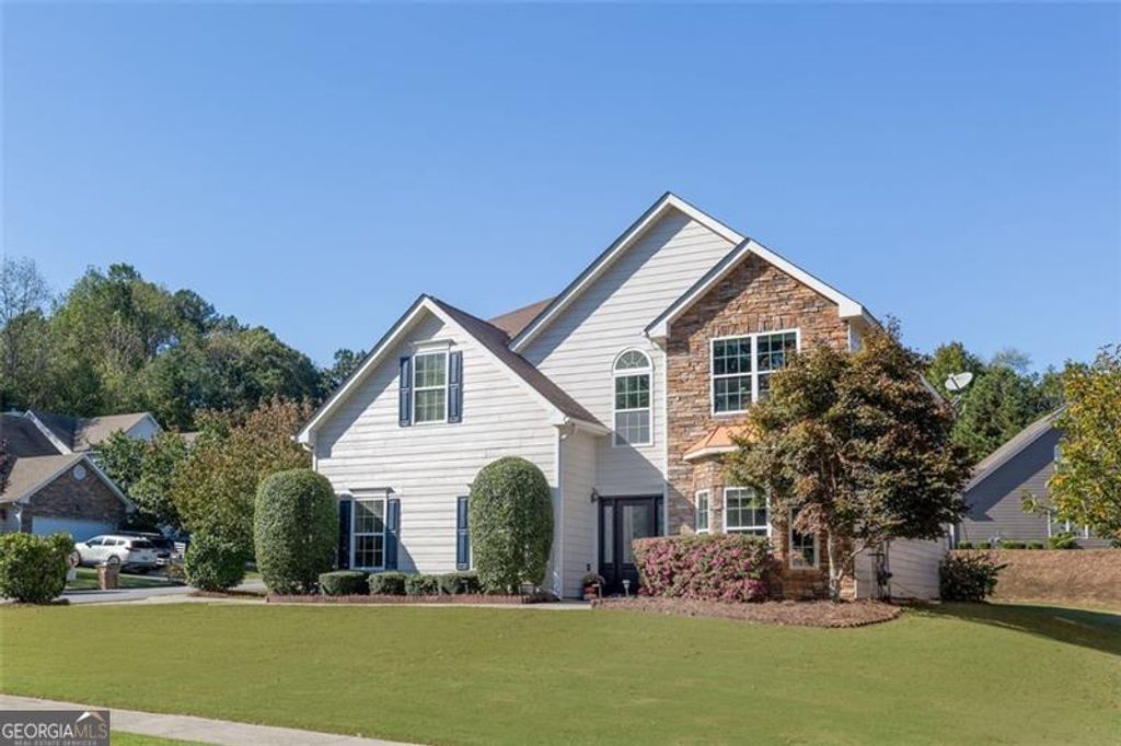 Photo of 410 Blackwood Lane, Suwanee, GA 30024 (MLS # 10652618)