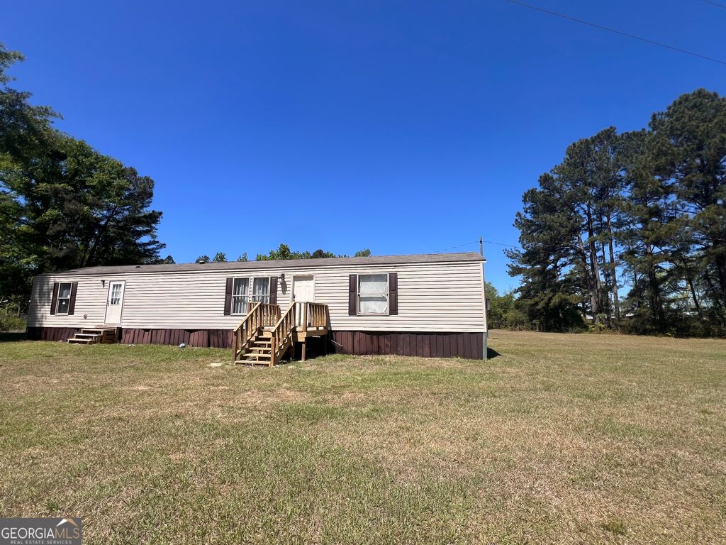 Photo of 113 Riverview Rd, Soperton, GA 30457 (MLS # 10730428)
