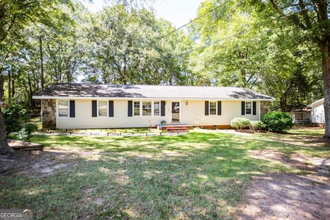 A home in Barnesville