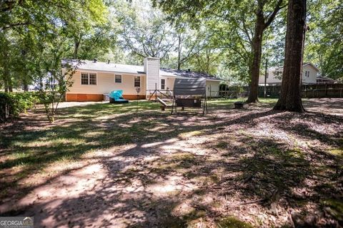 A home in Barnesville