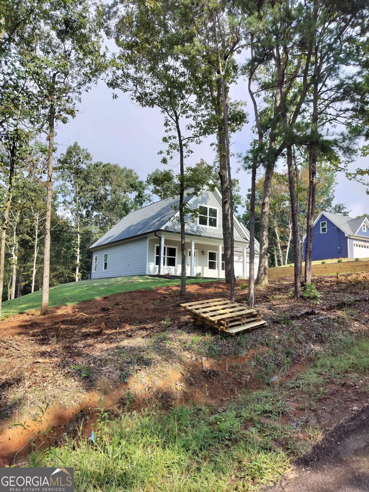 23 College Heights PL