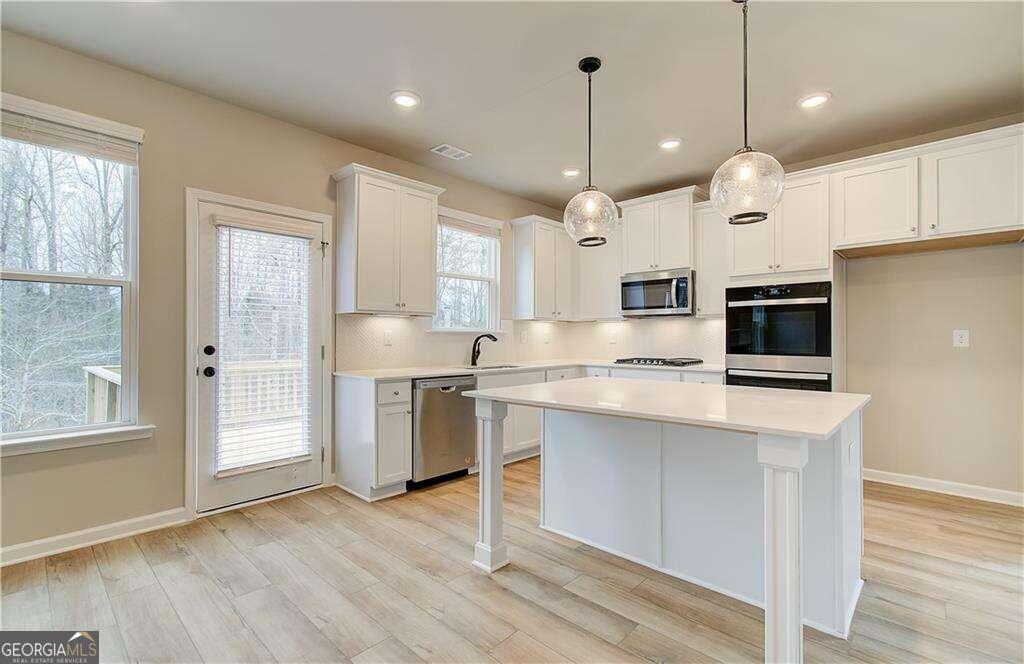 Twin Shoals - Residential