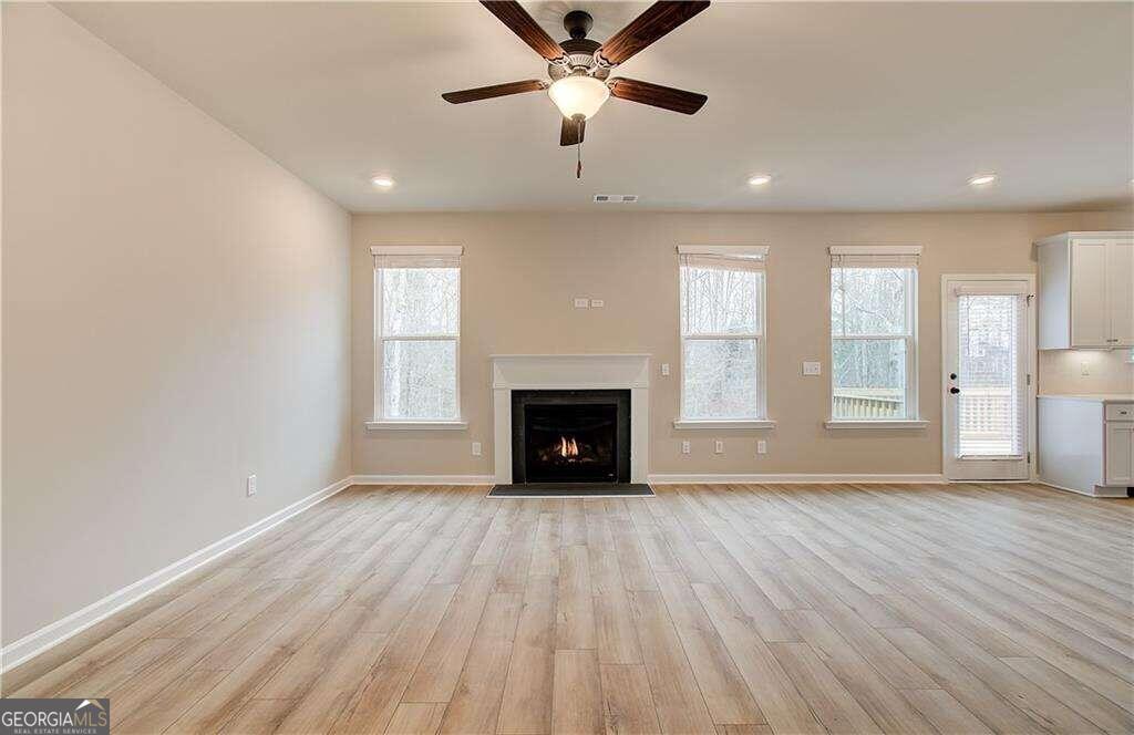 Twin Shoals - Residential