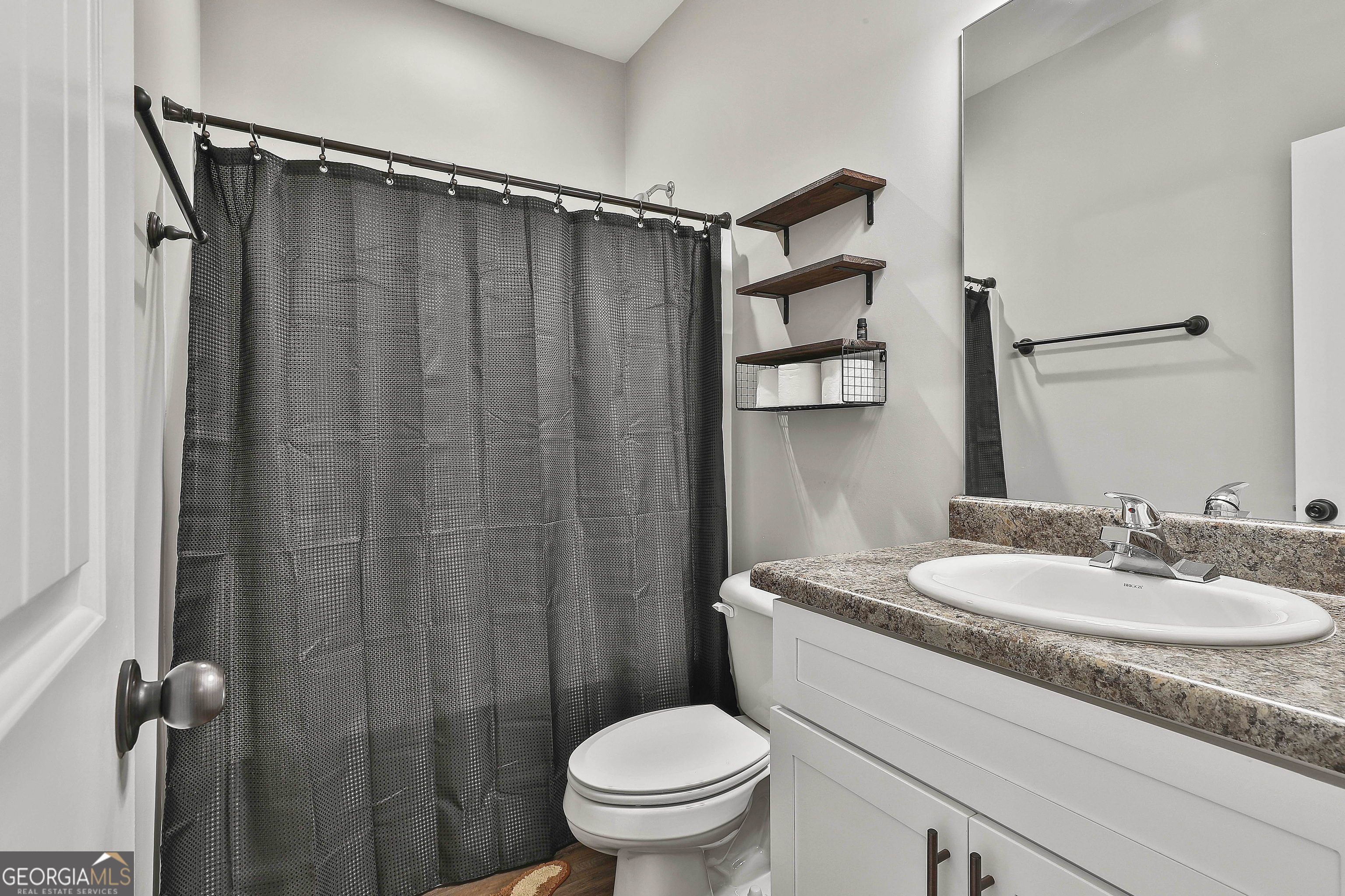 Luthersville, Georgia 30251, United States, 4 Bedrooms Bedrooms, ,2 BathroomsBathrooms,Residential,Active,201664