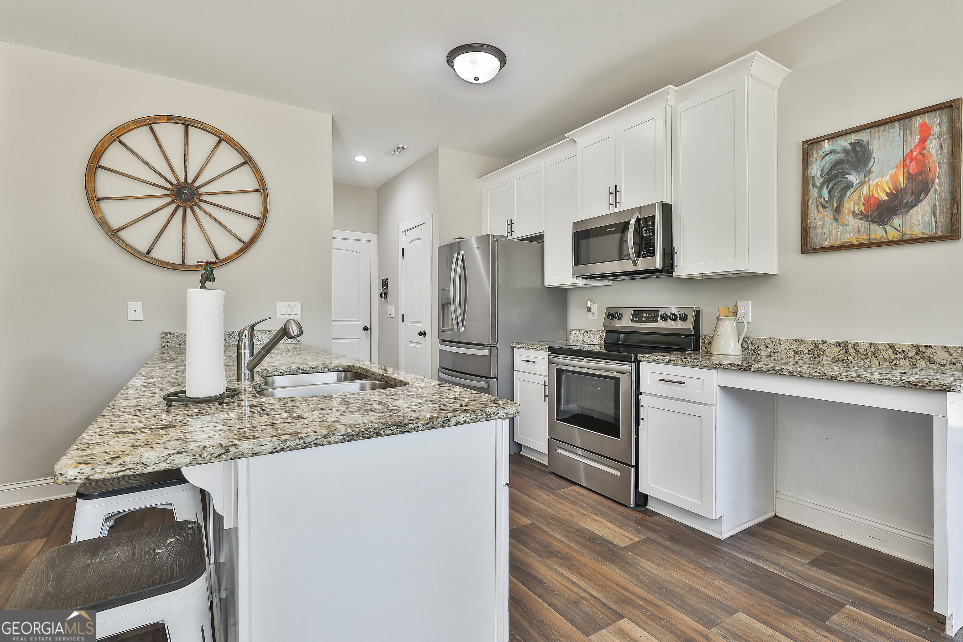 Luthersville, Georgia 30251, United States, 4 Bedrooms Bedrooms, ,2 BathroomsBathrooms,Residential,Active,201664