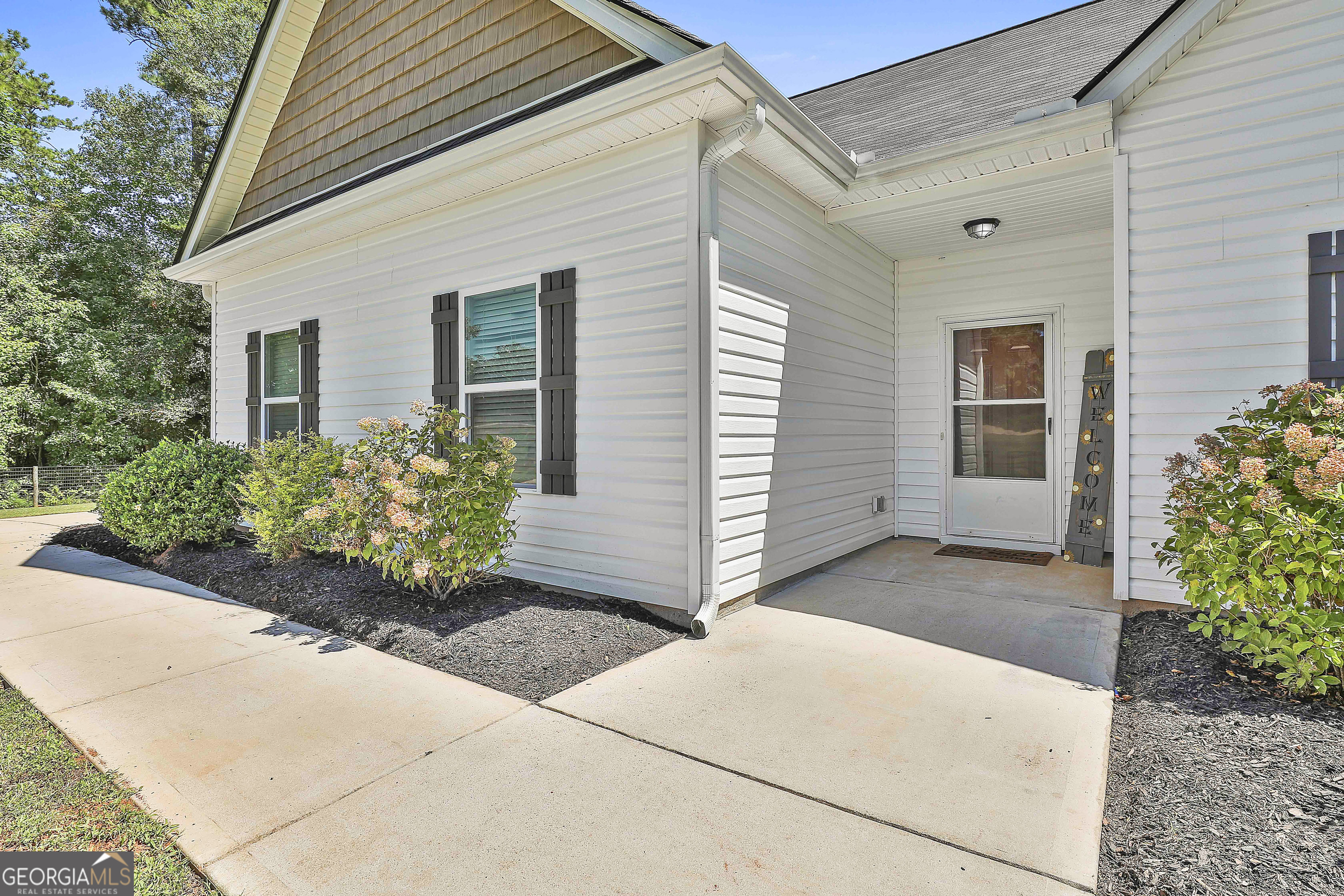 Luthersville, Georgia 30251, United States, 4 Bedrooms Bedrooms, ,2 BathroomsBathrooms,Residential,Active,201664