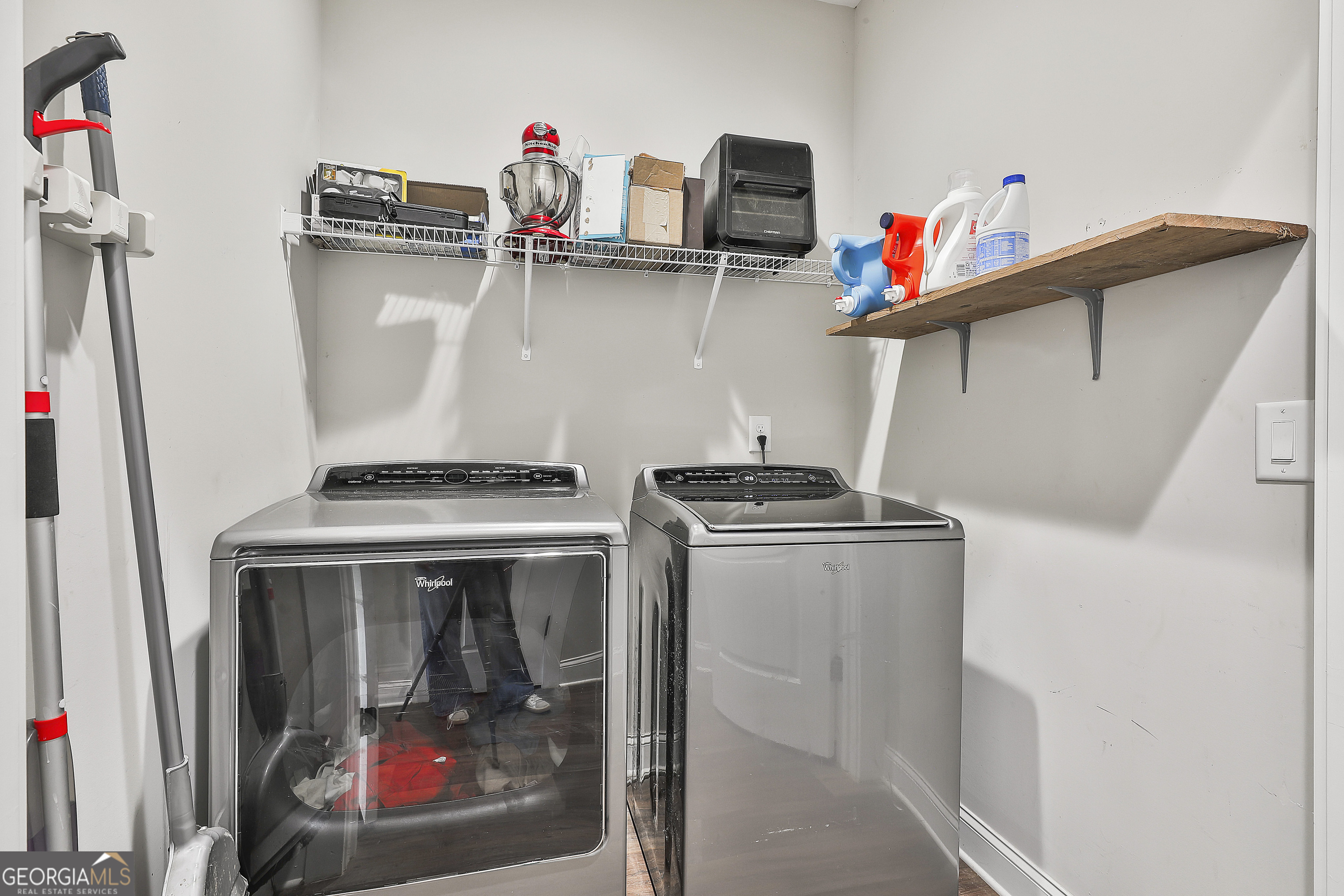 Luthersville, Georgia 30251, United States, 4 Bedrooms Bedrooms, ,2 BathroomsBathrooms,Residential,Active,201664